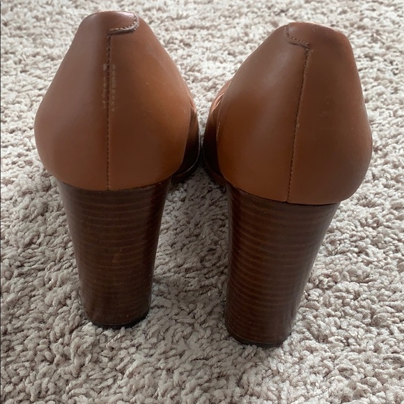 Heels - Picture 3 of 3